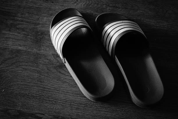 Slides & Sandals